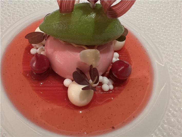 rhubarb dessert